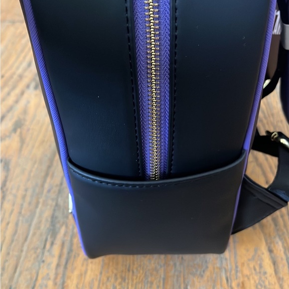 Disney loungefly villains Snow White evil queen mini backpack - Picture 2 of 5